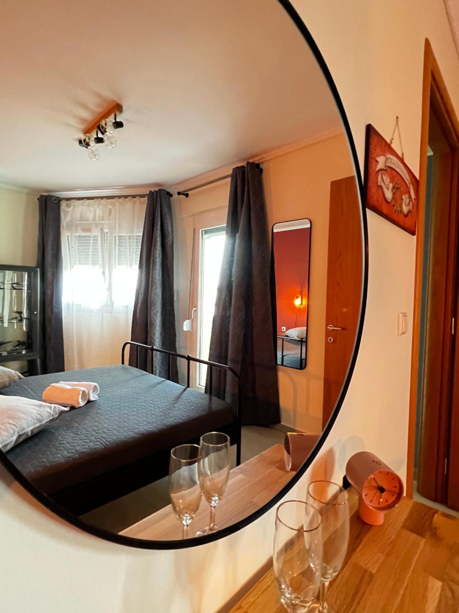Steel & Oak Vintage Apartments Кавала Экстерьер фото
